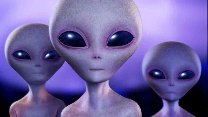 curioustuff_aliens-1-1
